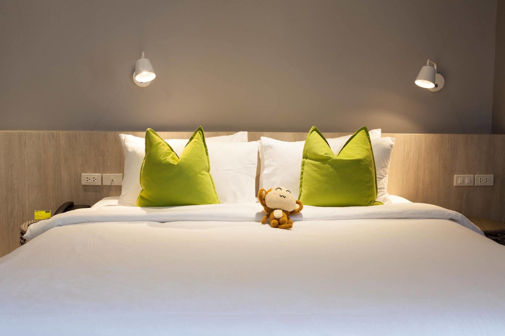 Ploen Chaweng Koh Samui Hotel Buitenkant foto
